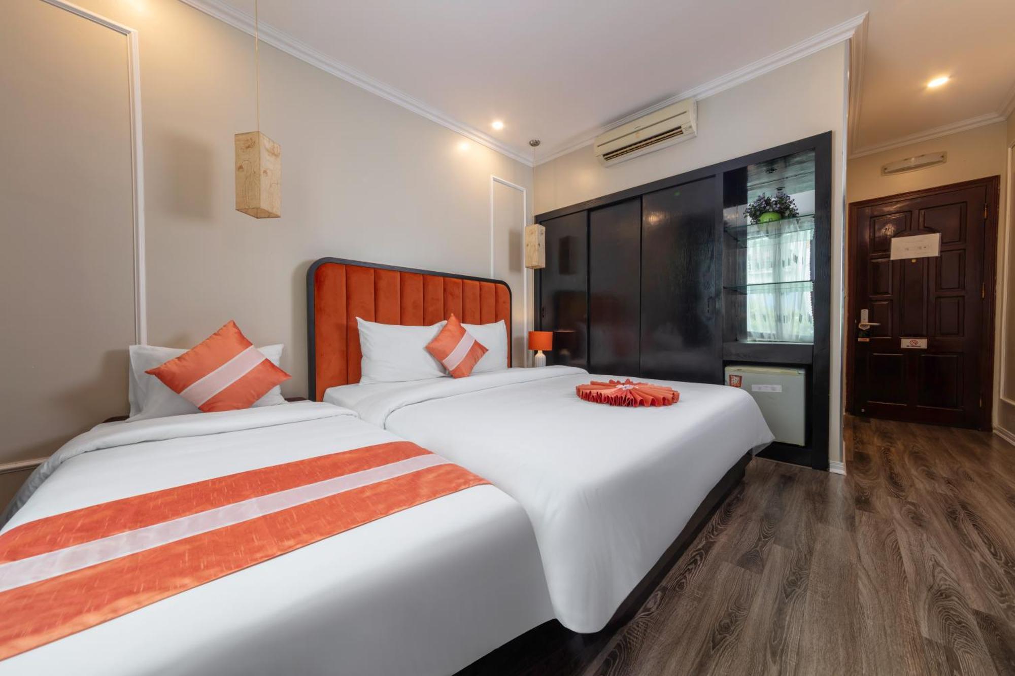 Omina Hanoi Hotel & Travel Hanói Exterior foto