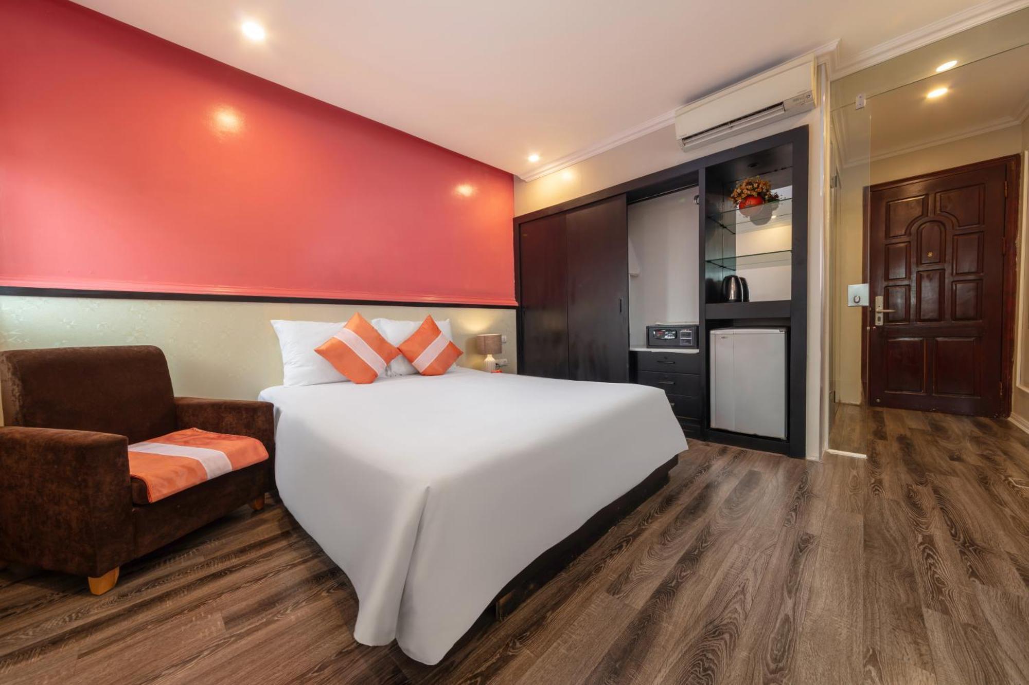 Omina Hanoi Hotel & Travel Hanói Exterior foto